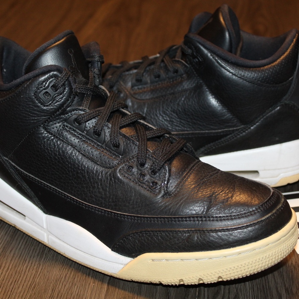 Air Jordan 3 Retro Cyber Monday Mens Size 11 Sneakers